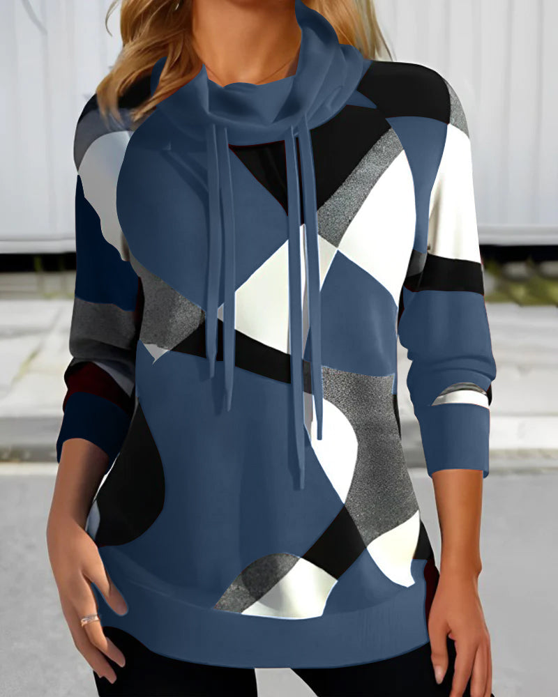 Clara | Trui met artistieke print en capuchon
