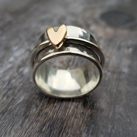 Mely - Zilveren ring met gouden hart