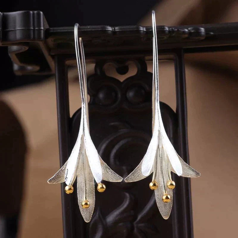 Oorbellen met Bloemen in Zilver