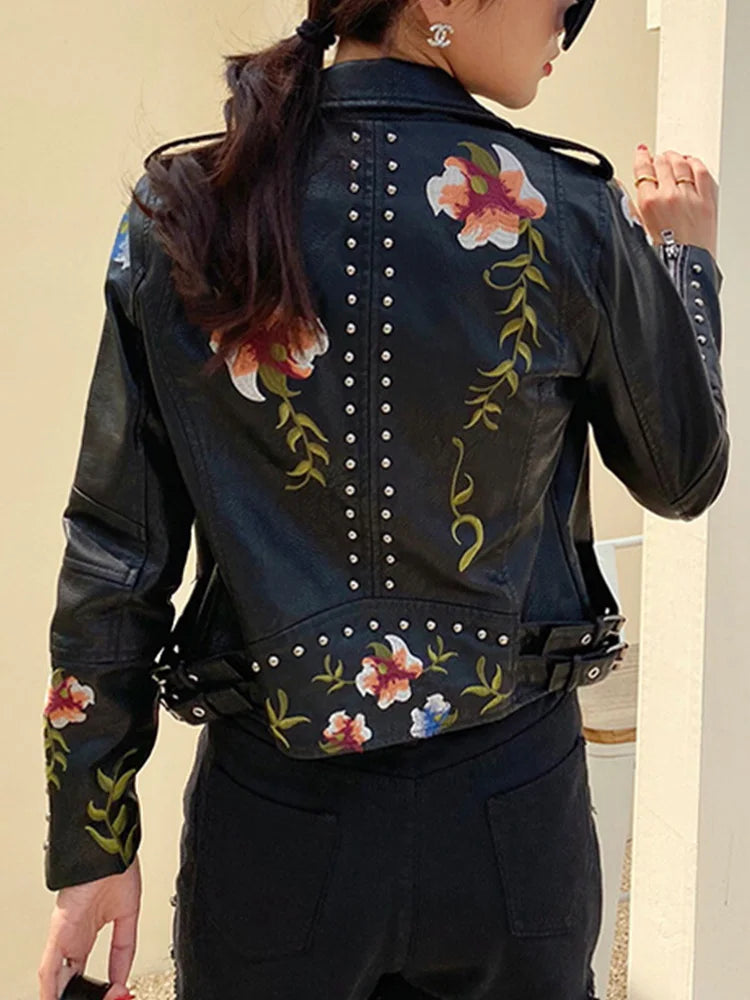 Elodie | Vintage bloemenborduurwerk jasje