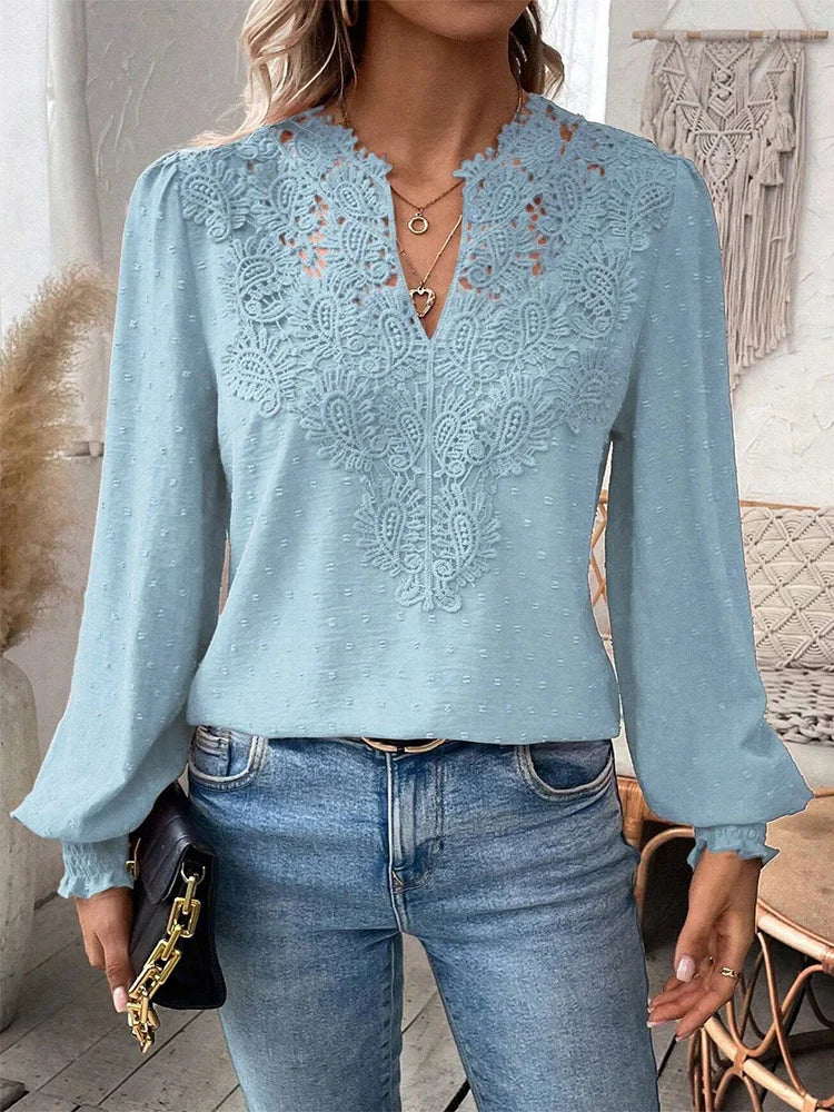 Charlene | Elegante blouse met sierlijke details