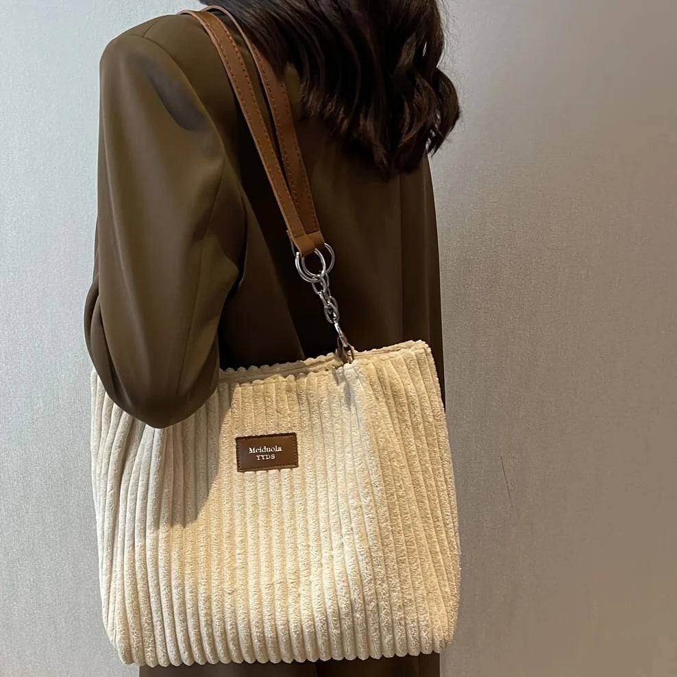 Lorena | Ruime schoudertas met ritssluiting