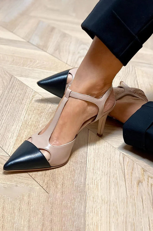 MIRELLA | Elegante Bicolor Puntige Hak Schoen voor een Verfijnde Stijl
