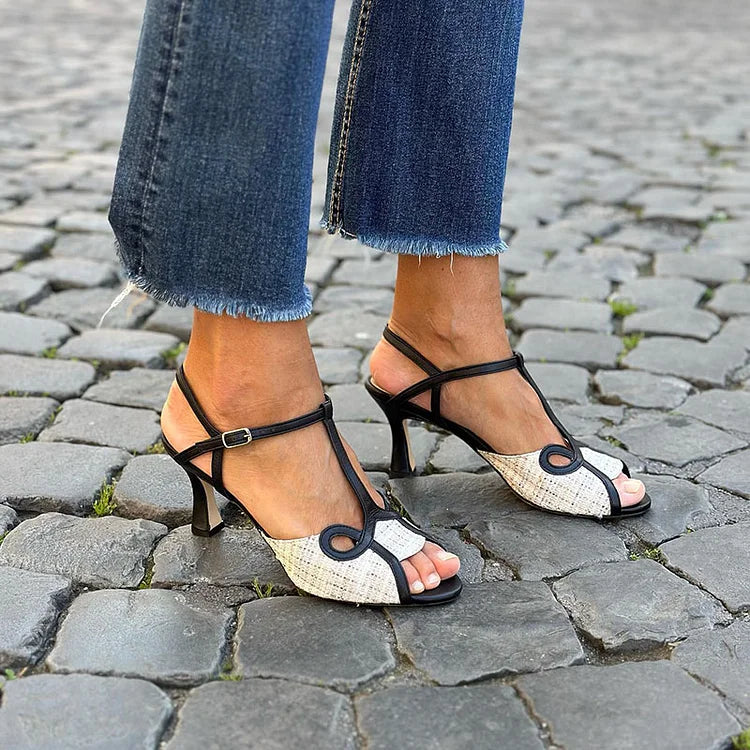 FLAVIA | SANDALEN MET MID HAK IN RETRO STIJL