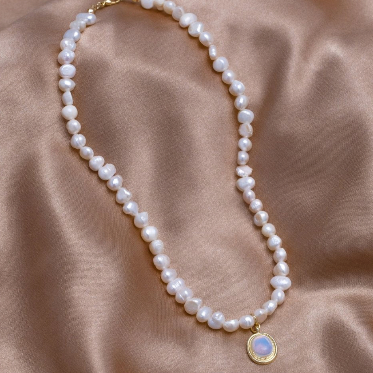 Kralenketting met Maansteen in Goud