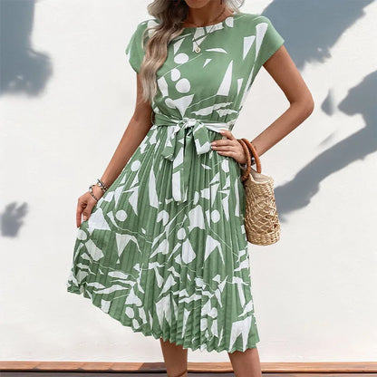 Allaine | Elegante geplisseerde midi-jurk met tailleceintuur