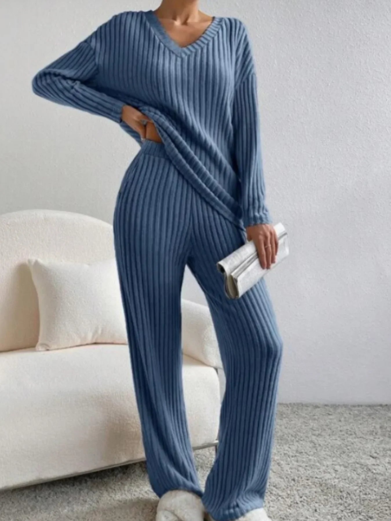 Orletta | Comfortabele loungeset met V-hals