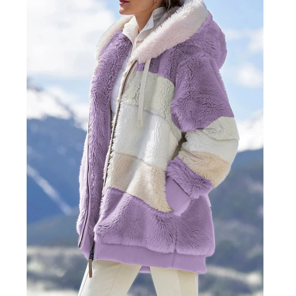 Hazel | Oversized jas met capuchon, zakken en ritssluiting