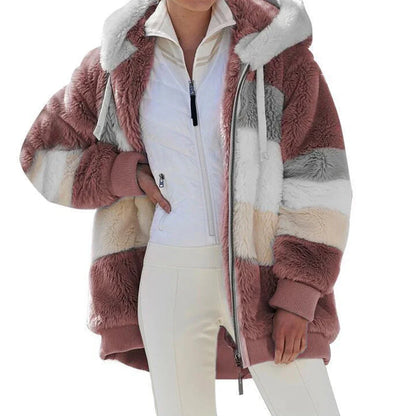 Hazel | Oversized jas met capuchon, zakken en ritssluiting