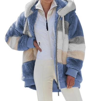 Hazel | Oversized jas met capuchon, zakken en ritssluiting