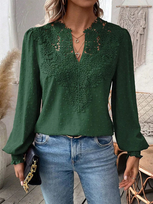 Charlene | Elegante blouse met sierlijke details