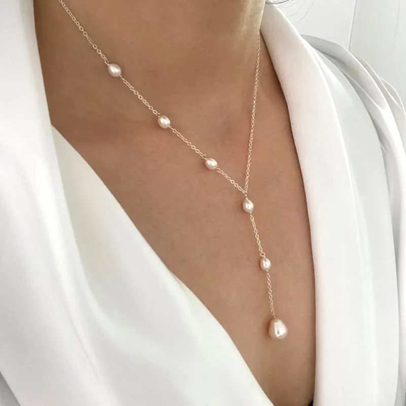 Ketting met Vintage Hangers en Parels