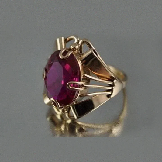 Vintage gouden ring met granaat kristal